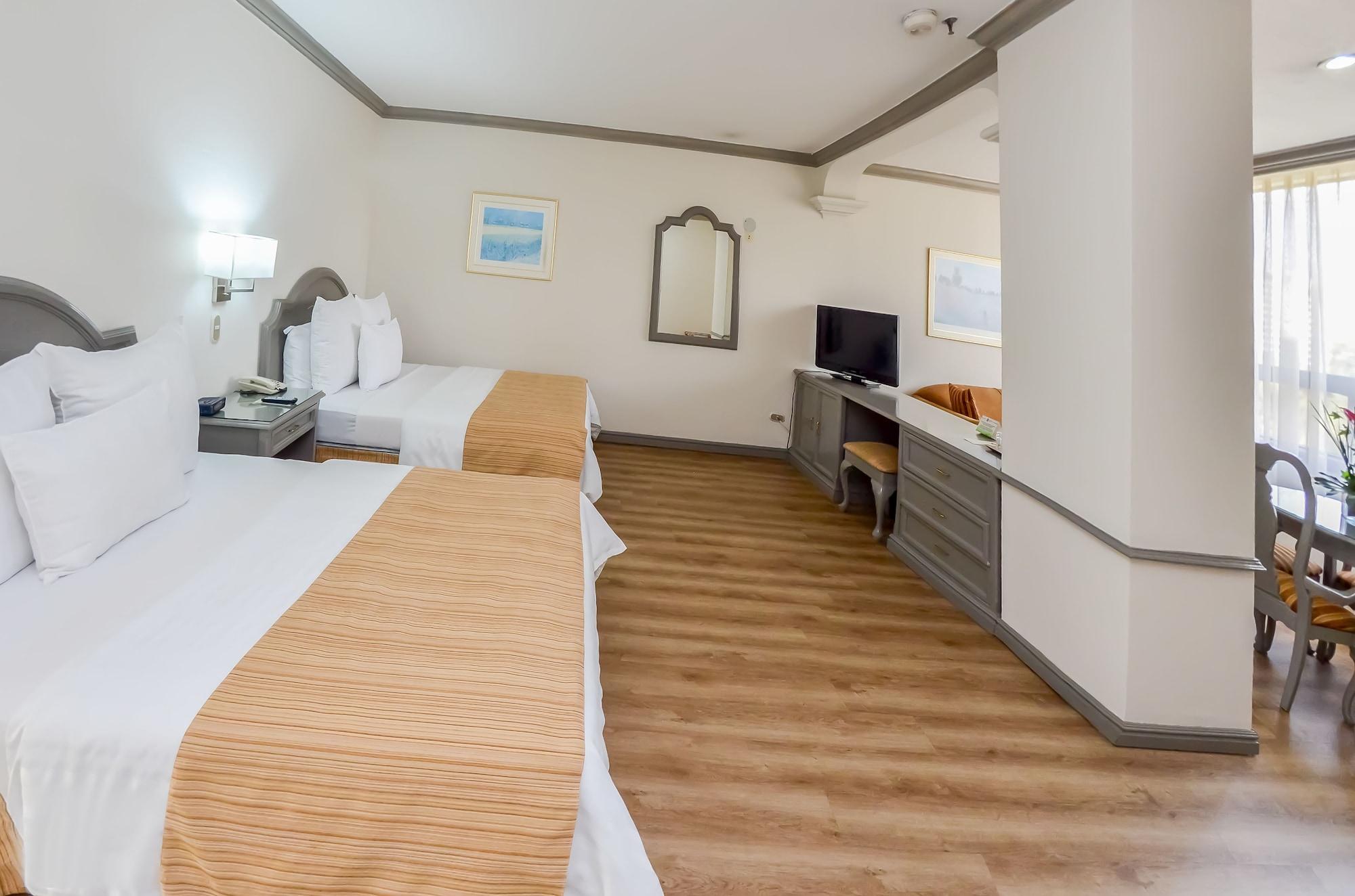 Hotel Santander Plaza Гватемала Экстерьер фото