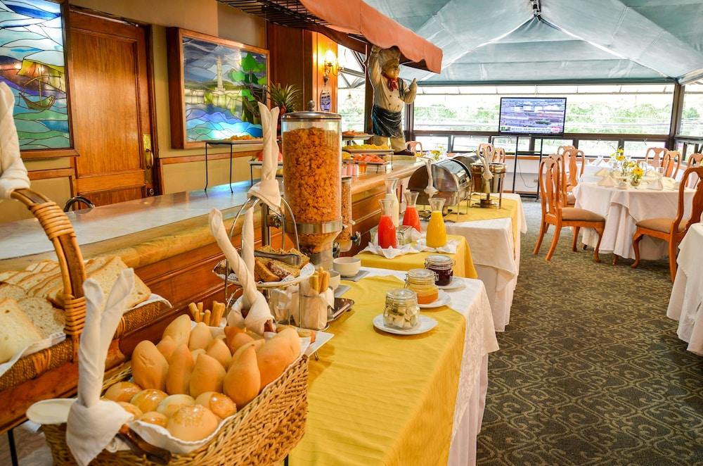 Hotel Santander Plaza Гватемала Экстерьер фото