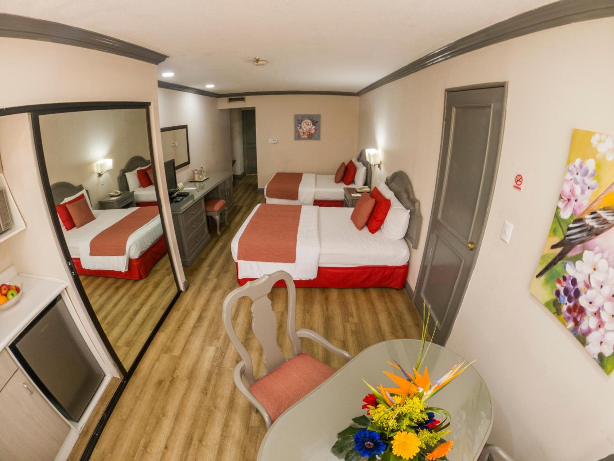 Hotel Santander Plaza Гватемала Экстерьер фото
